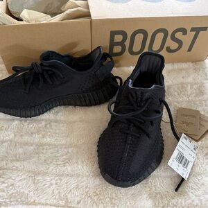 Yeezy 350 Onyx NWT